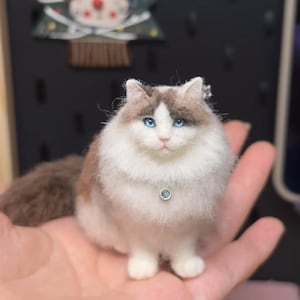 8 Inches Custom Cat Sculpture,Custom Felt Pets,Wool Felting Animals,Cat Memorial Gifts,Pet Replica,Pet Memorial Gifts,Christmas present