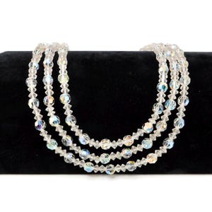 Vintage LISNER Triple Strands Faceted Aurora Borealis Glass Beaded Necklace. Lisner 3 Strands Necklace.