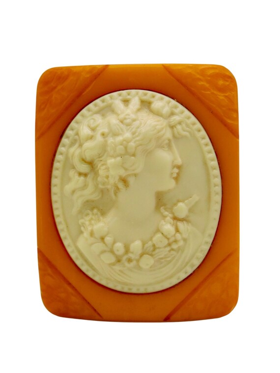 Vintage Butterscotch BAKELITE and Celluloid Cameo Brooch.