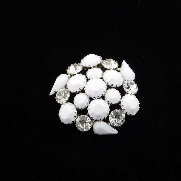 Vintage Silver tone Milk Glass and Clear Rhinestones Brooch. Unsigned Karu Arke.