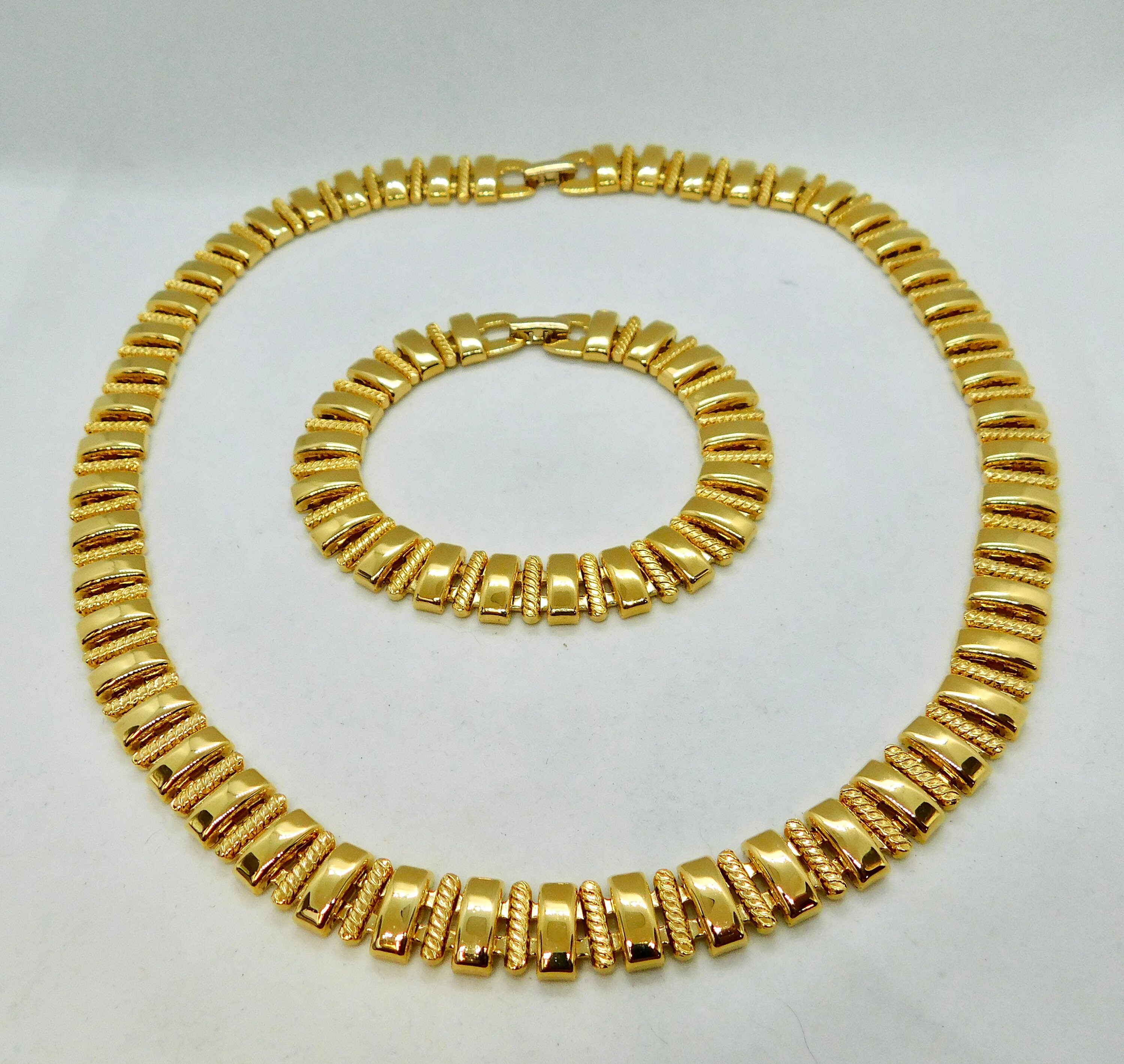 Vintage Gold Tone Napier Pat 4774743 