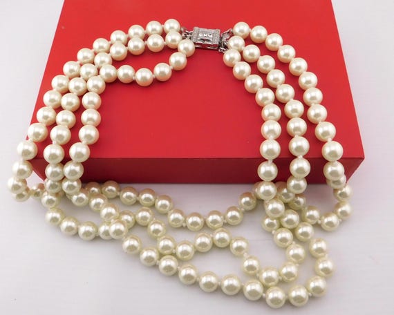 KJL Kenneth Jay Lane Faux Pearl Necklace, Rhinest… - image 1