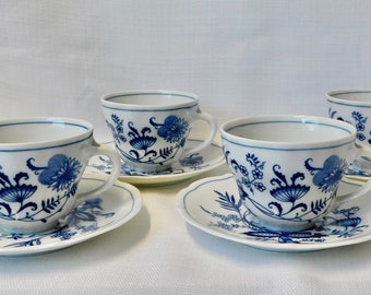 Vintage BLUE ONION Bavaria Germany Cups and Saucers. Set of 4. 8pc.