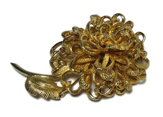 CASTLECLIFF Gold Tone Large Flower Brooch Pin. Si… - image 3