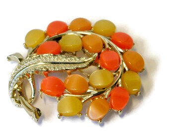 Vintage Gold tone Yellow and orange Lucite Floral Brooch/Pin