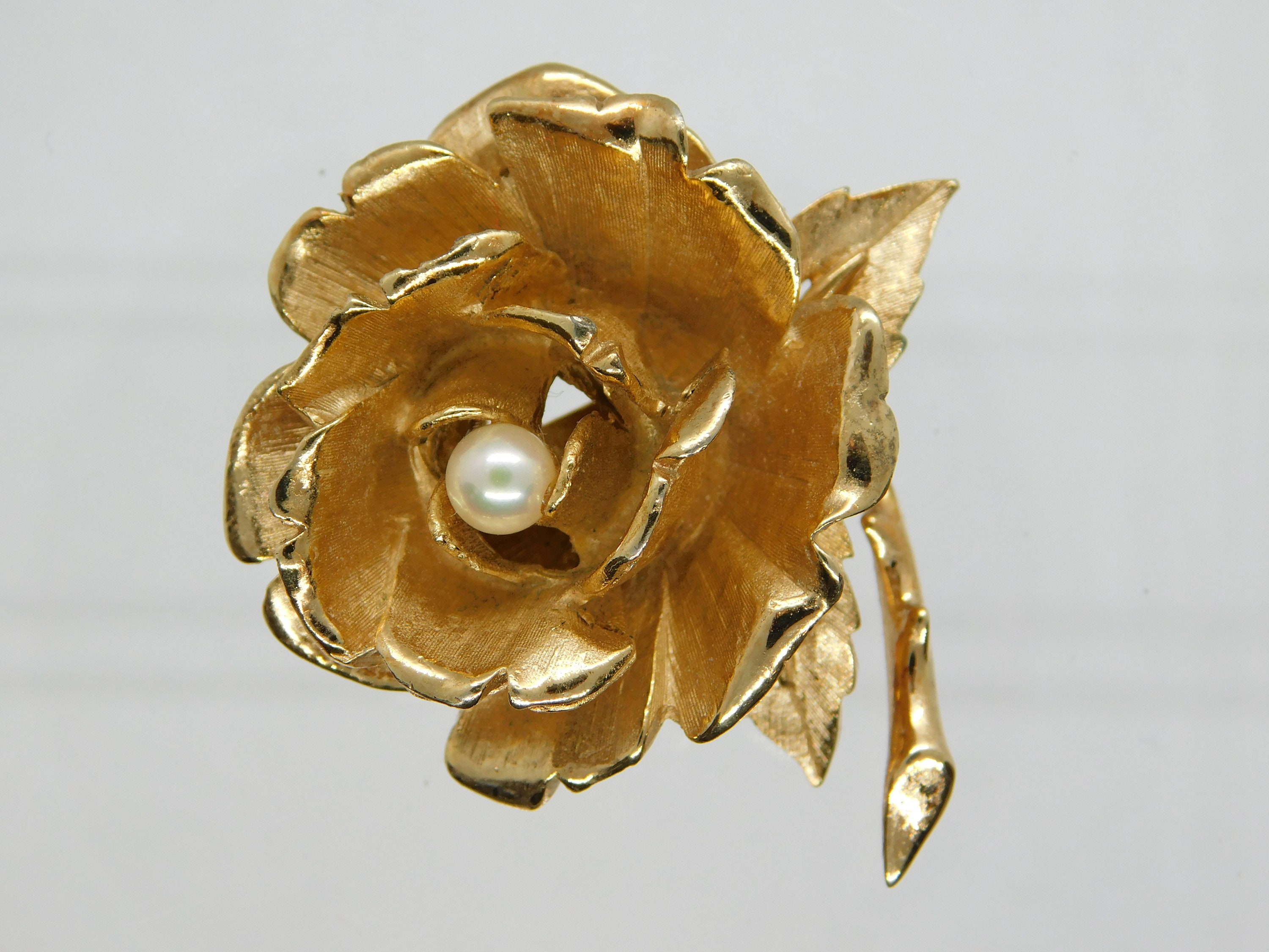 Vintage Pearl Brooch with High-grade Gilt Glass Brooch for Women