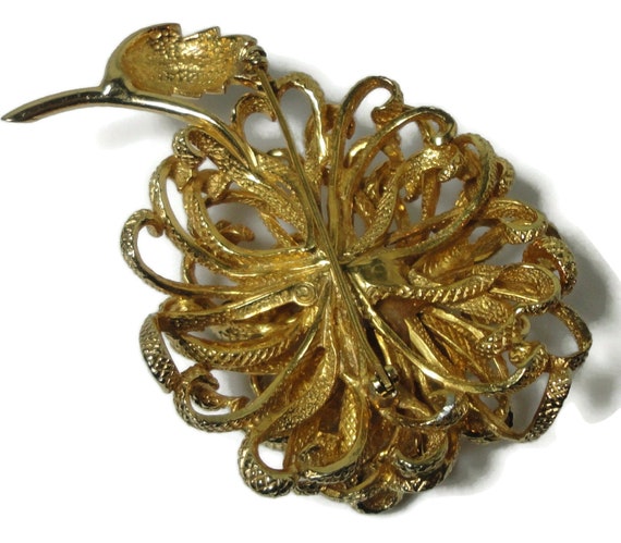 CASTLECLIFF Gold Tone Large Flower Brooch Pin. Si… - image 5