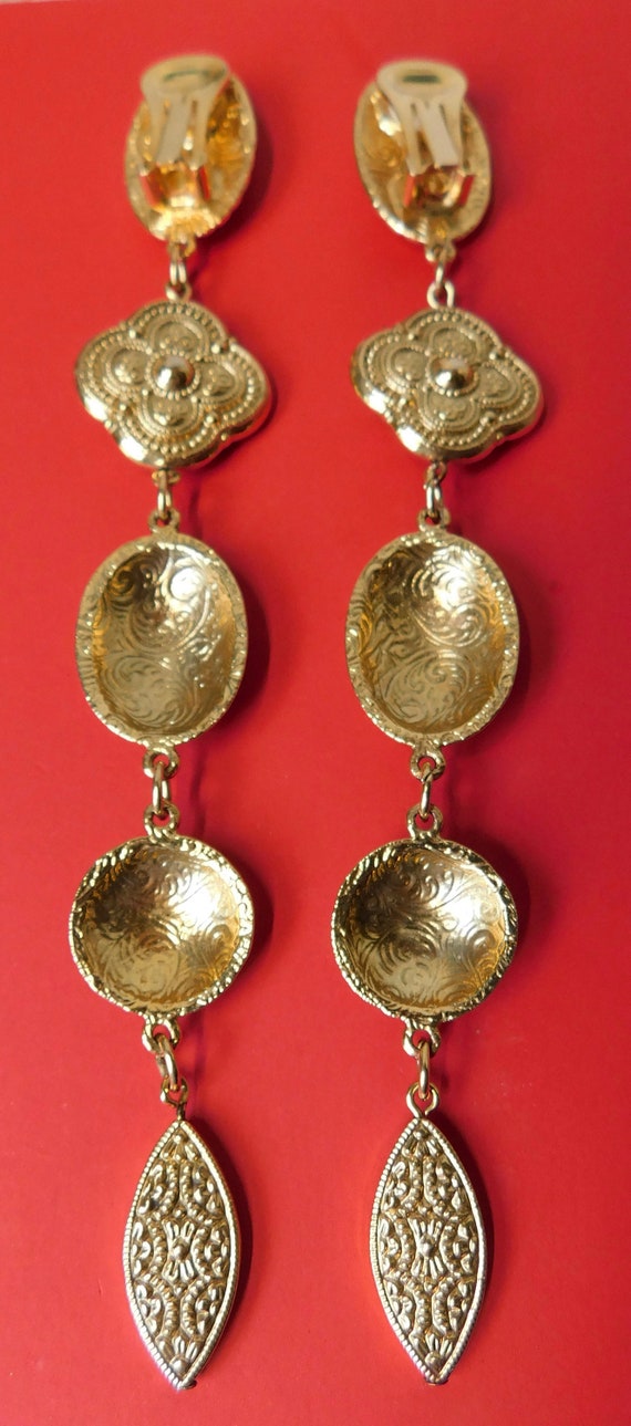 Rare 1928 Jewelry Gold Tone Shoulder Duster Earri… - image 6