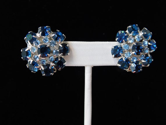 Vintage KRAMER Silver-tone Ice Blue and Sapphire … - image 4