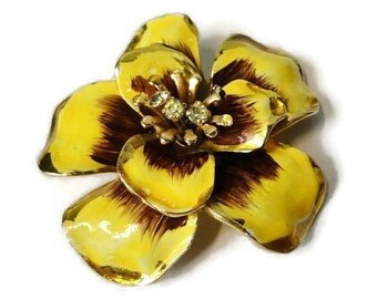 Vintage Gold tone Metal with Yellow,Brown Enamel, Rhinestones  Pistils MOD Flower Brooch/Pin.