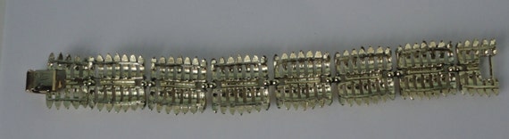 Coro Pegasus gold tone metal Bracelet. Mint - image 4