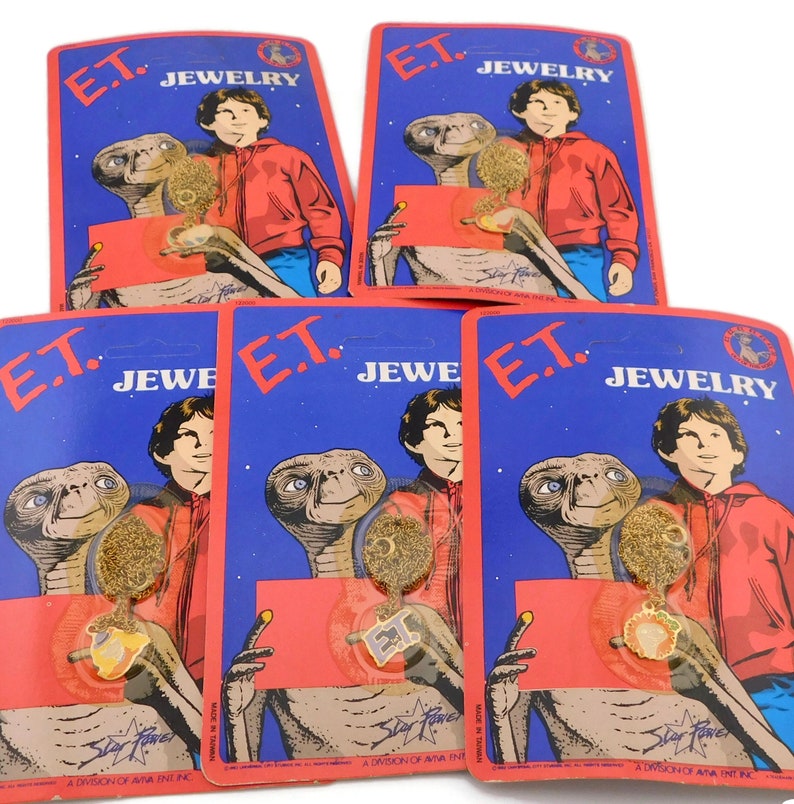 1982 E.T. Necklace Choice.Original Package. Universal City Studios, Inc. afbeelding 2
