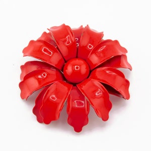 Vintage Red Enamel MOD Flower Brooch/Pin. Red Flower Power Brooch/Pin