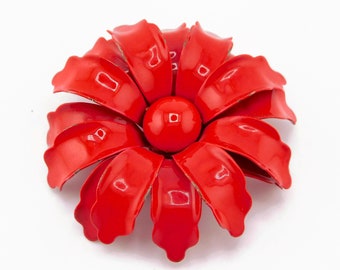 Vintage Red Enamel MOD Flower Brooch/Pin. Red Flower Power Brooch/Pin