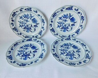 Blue Danube Japan Bread Plates Set of 4. Appetizer/Dessert Plates.