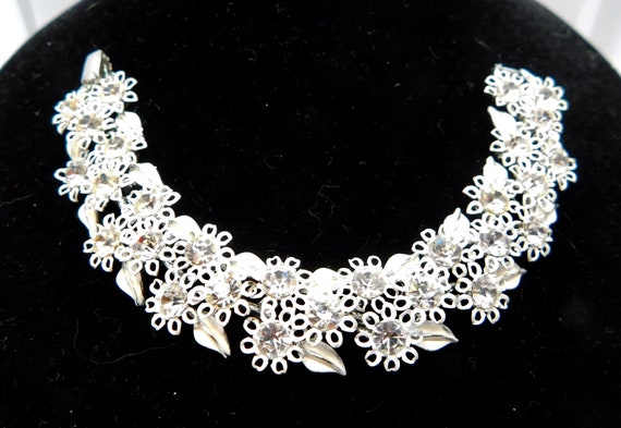 Gorgeous LISNER Silver tone with White Enameled  … - image 2