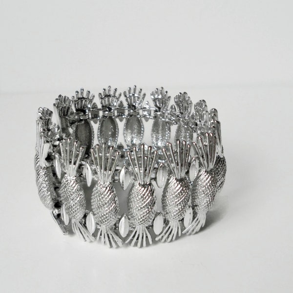 1962 Simply Elegant Silver Tone Sarah Coventry. Pineapple Chunky Bracelet.