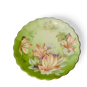 Antique P.T Bavarian Woodbine Hand Painted Scalloped Rim Decorative Plate.