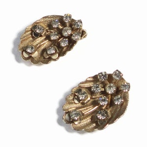 Vintage Brushed Gold tone Leaf  shaped with Rhinestones Flowers Earrings.