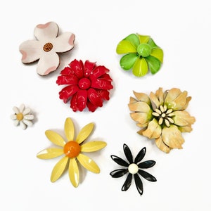 Lot De 7 Broches Vintage Fleurs - Occasion - Idéal Pour Collection Ou Customisation