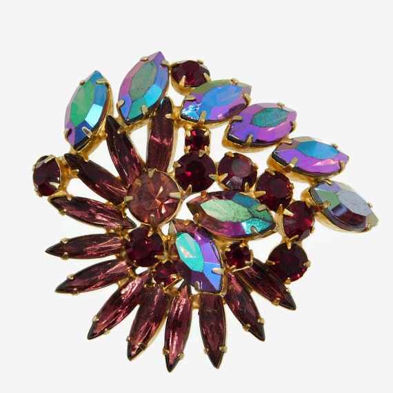 Fabulous Gold tone with  Amethyst Color, Red and … - image 2