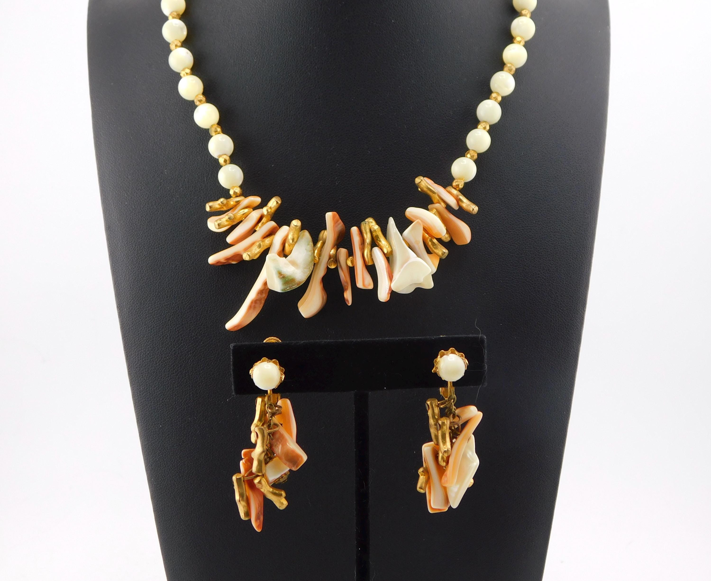 MIRIAM HASKELL Statement Shell and Mother of Pearl Necklace and