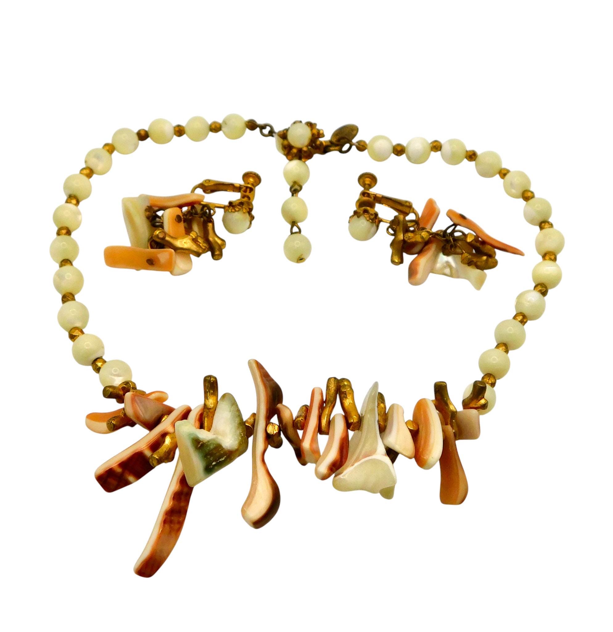 MIRIAM HASKELL Statement Shell and Mother of Pearl Necklace and