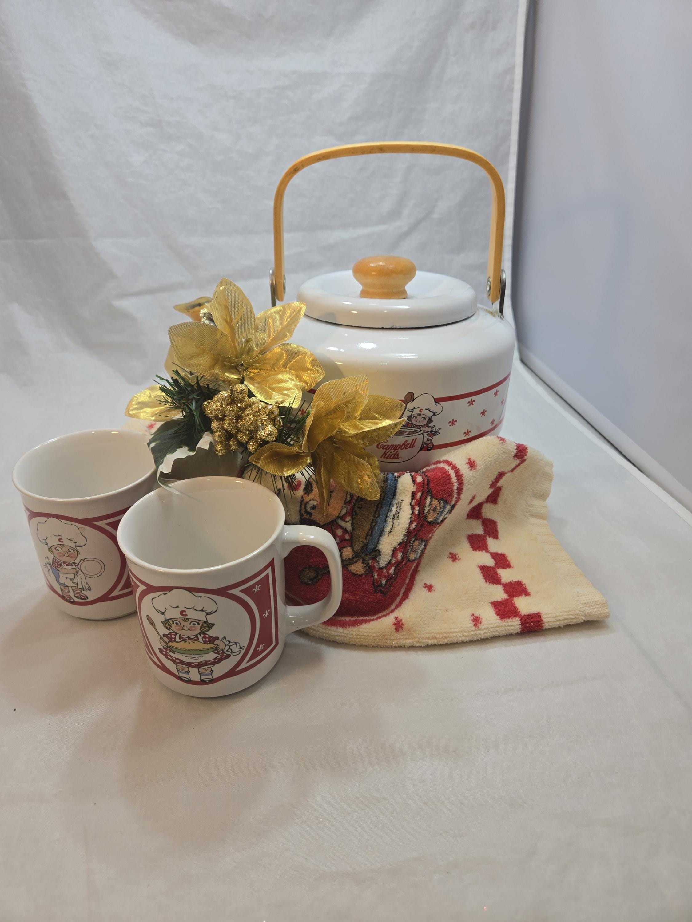 Vintage Campbell's Kids Enamel Teapot + 2 Mugs & Towel – Chef