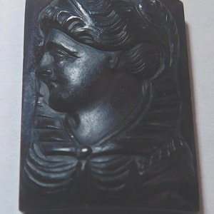 Unique Onyx Cameo of a Victorian Woman