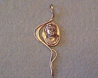Pendentif Ancien Camée Lion - Taillé Main - Bijou Vintage - Occasion