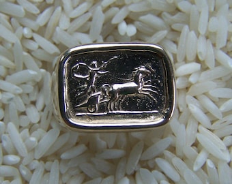 Sterling Silver Mans Ring With A Chariot Museum Jewelry