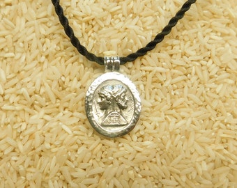 Janus, god of new beginnings hammered bezel