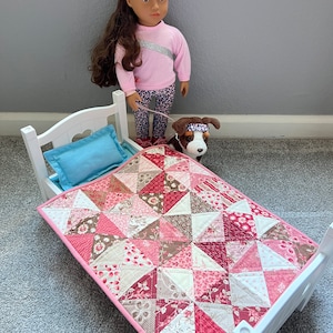 Amanda Doll Quilt/Baby Doll Quilt/Handmade Doll Quilt/Doll Blanket/Miniature Doll Quilt/Doll Bedding/Pet Bedding/Dog Bedding