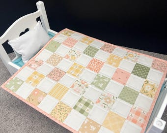 Edredón de muñeca hecho a mano/Ropa de cama en miniatura Jessica/Bufanda de tocador
