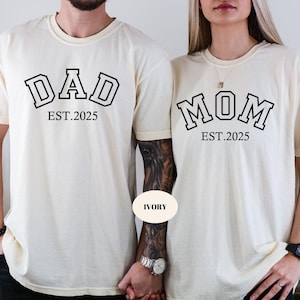 Custom Family Mom and Dad Comfort Colors® T-shirt, Personalized Mama & Dad Shirt, Pregnancy Announcement Tee, Matching Parents Outfit Gifts