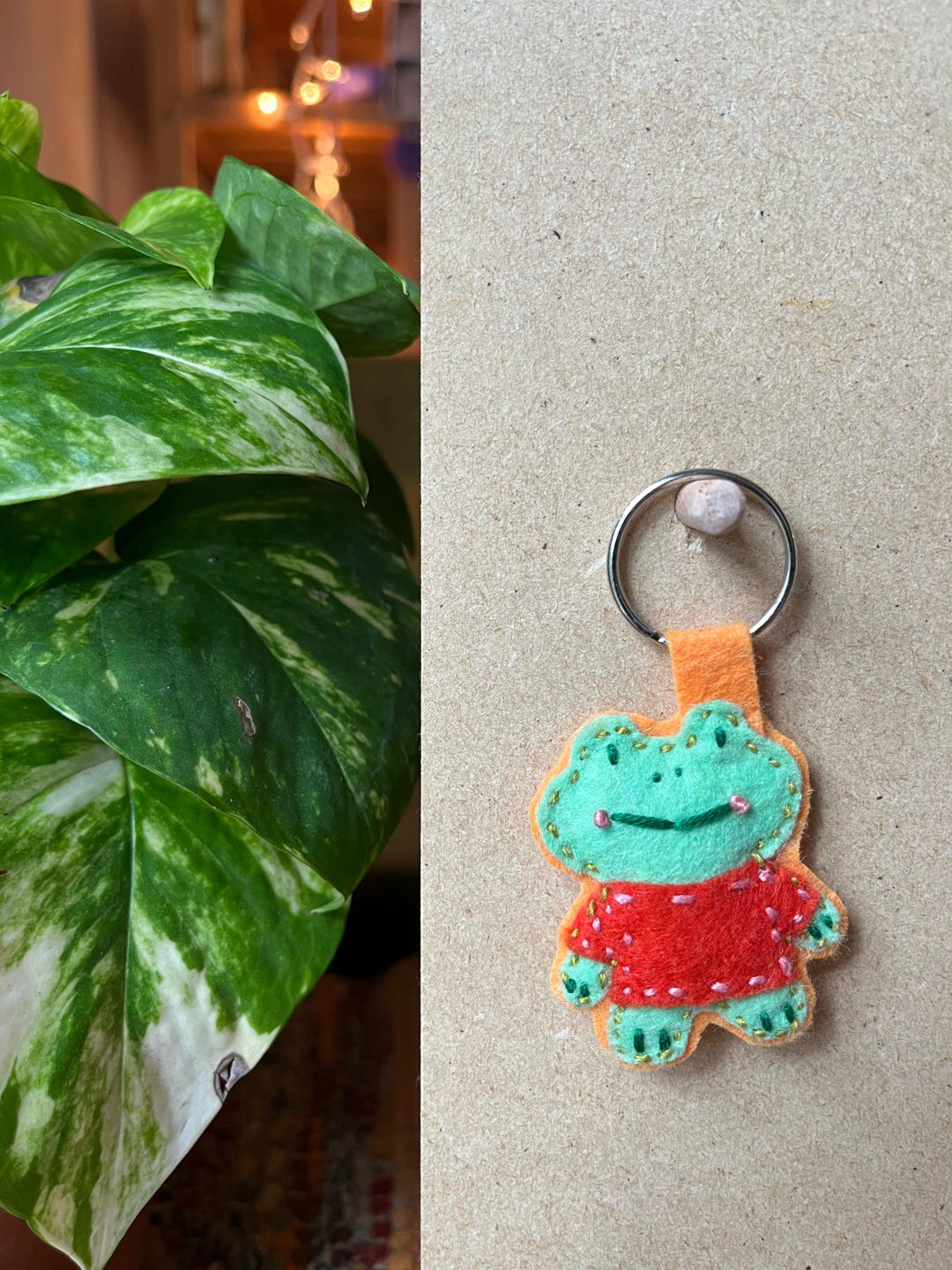 Sweater Frog Keychain - Etsy