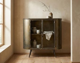 Vetrina in ottone Spacer - Eleganza bassa e di metà secolo per la tua casa