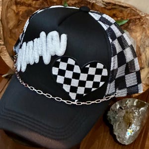 Mama Trucker Hat – Black & White Checkered Heart + Chain Accent