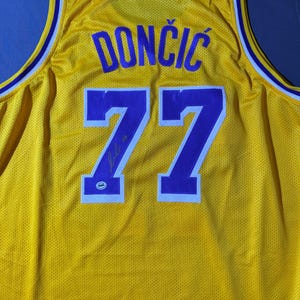 Luka doncic signed jersey - Etsy 日本