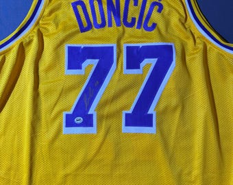Luka Doncic Signiertes Jersey mit COA