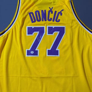Luka doncic signed jersey - Etsy 日本
