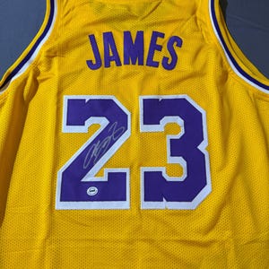 LeBron James Signed Los Angeles Lakers Jersey with COA