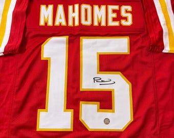 Patrick Mahomes Signed Kansas City Chiefs Autographed Jersey with COA