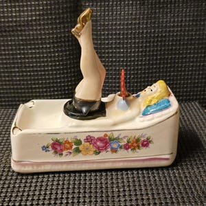 Rare Pinup Girl Naughty Nodder Ashtray – Takito Company, Japan – 1940s