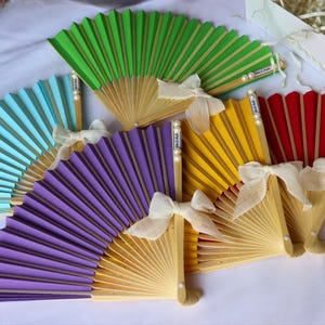 Handfans personalisiert, Handfan Hochzeit, Benutzerdefinierte Handfan Geschenk, Brautpartygeschenk, Party Favors Geschenke, besonderes Ereignis