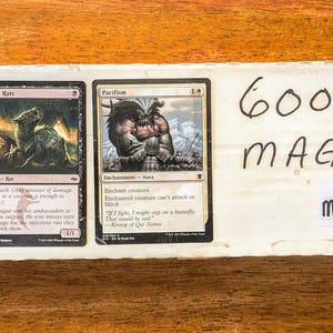 600 枚以上の新品未検索マジック ザ ギャザリング プレイング / トレーディング カード ボックス - Deckmaster