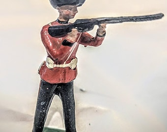 Antique War of 1812 Britain Grenadier Guard Aiming - 54mm Hand Painted - Solid Cast Lead