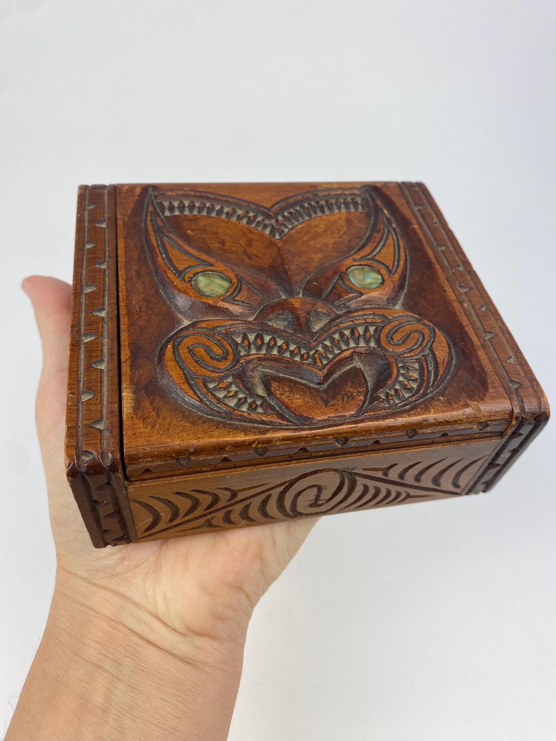 Vintage New Zealand Tiki - Etsy