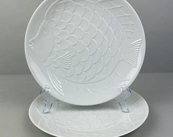 Juego de 2 platos de porcelana blanca estilo Limoges con relieve de peces, vajilla escultórica de los años 70.