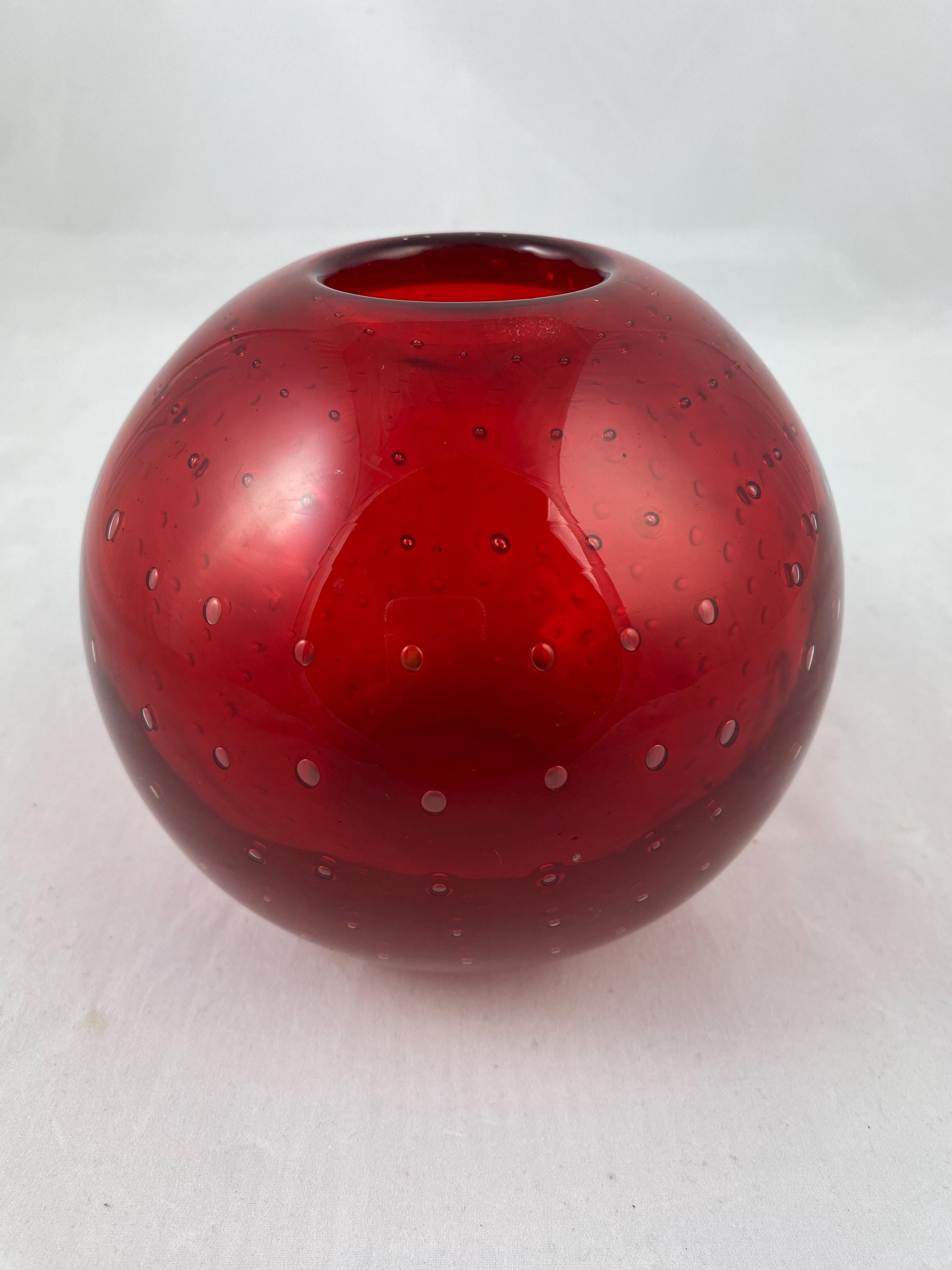 Red Bubble Glass Orb Vase – Vintage Studio Glass 1970s–1990s